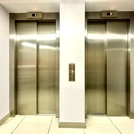 Lägenhet Podwale 2 54 - Self Check-in 20h - Parking & Lift *