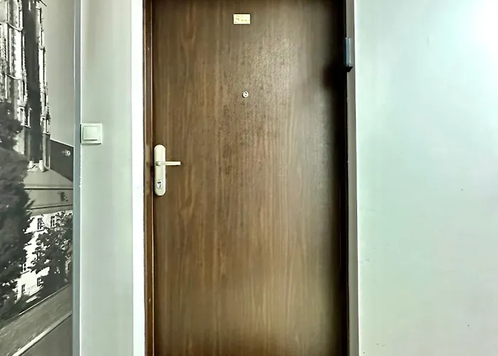 Apartment Podwale 2 54 - Self Check-in 20h - Parking & Lift